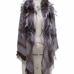 Gucci Gray Shawl with Faux Fur Trim